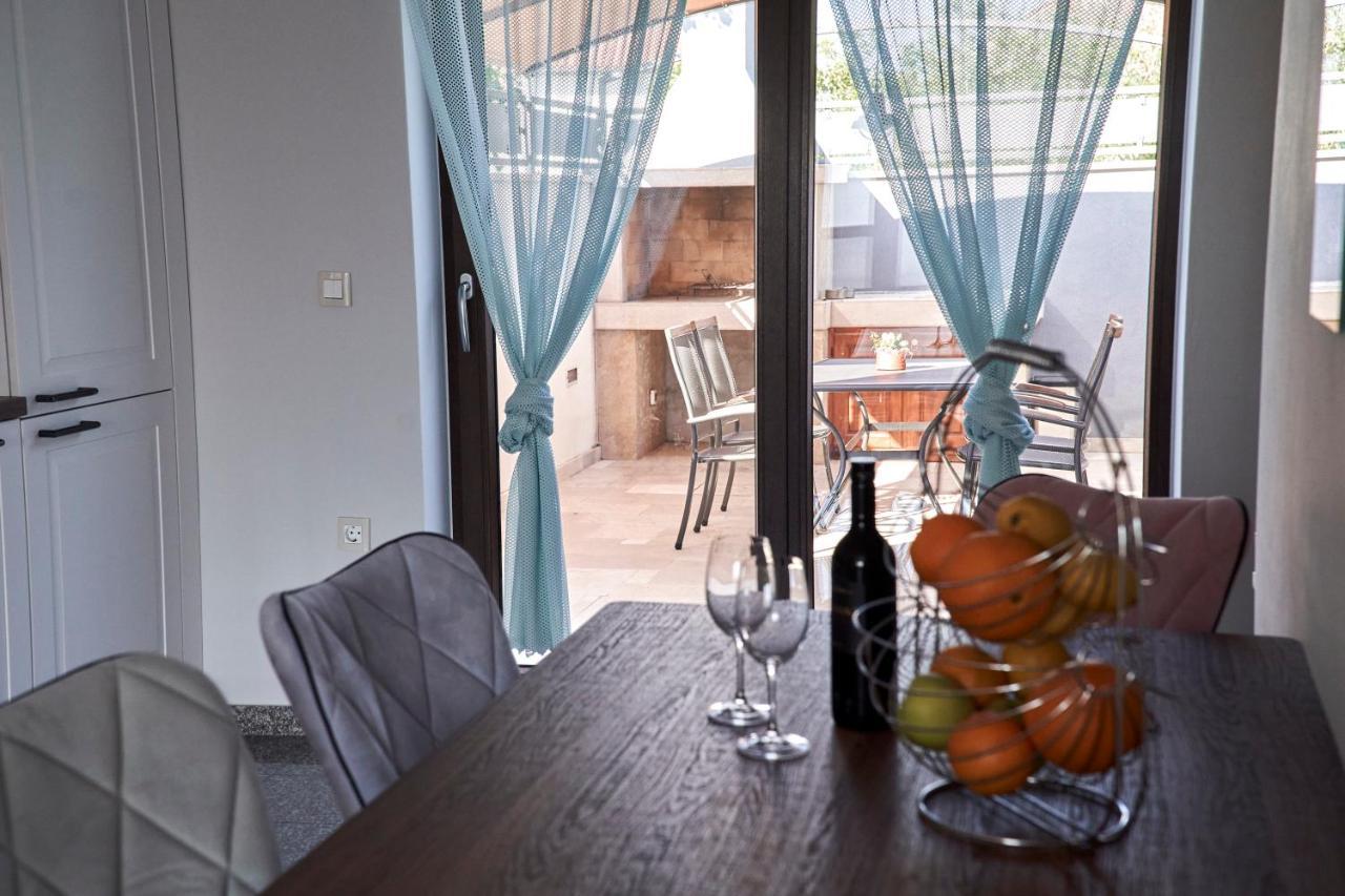 Haus Mila Villa Pavicini Dış mekan fotoğraf