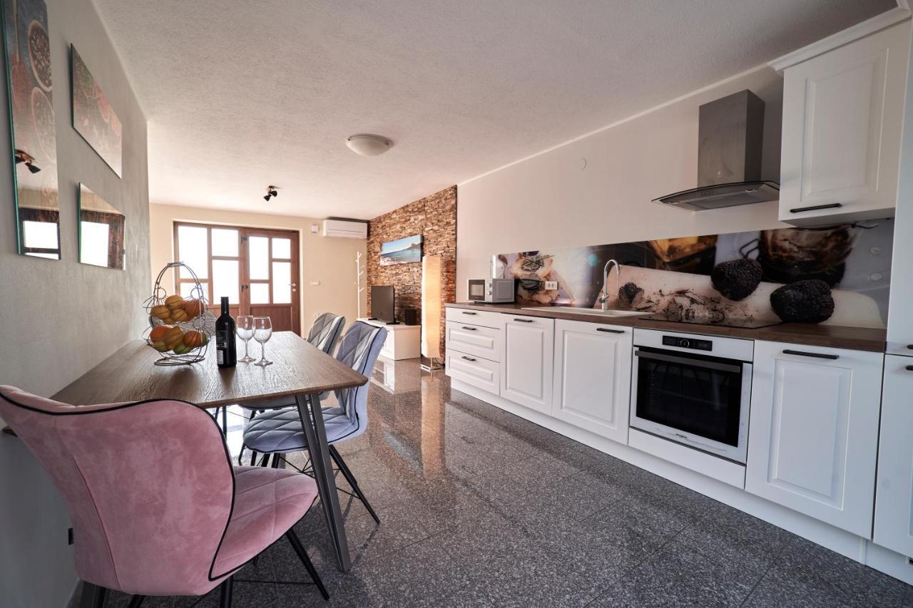 Haus Mila Villa Pavicini Dış mekan fotoğraf
